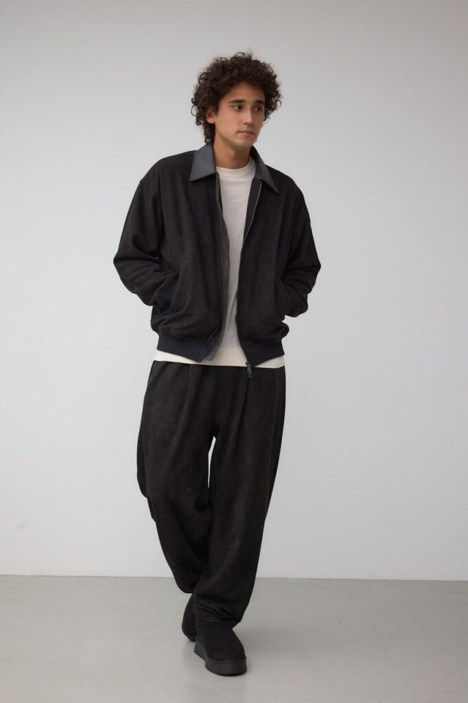 zz-251IAB30-0351_020-4