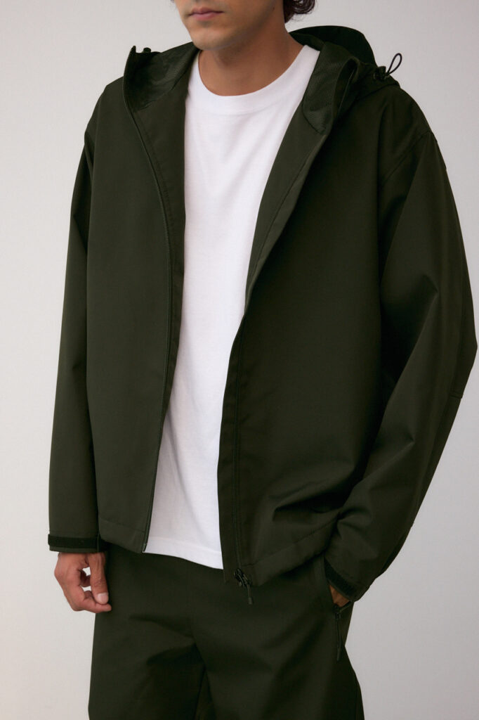 zz-251IAC30-0261_033-1