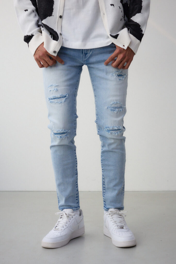 zz-251IAS12-004K_111-1