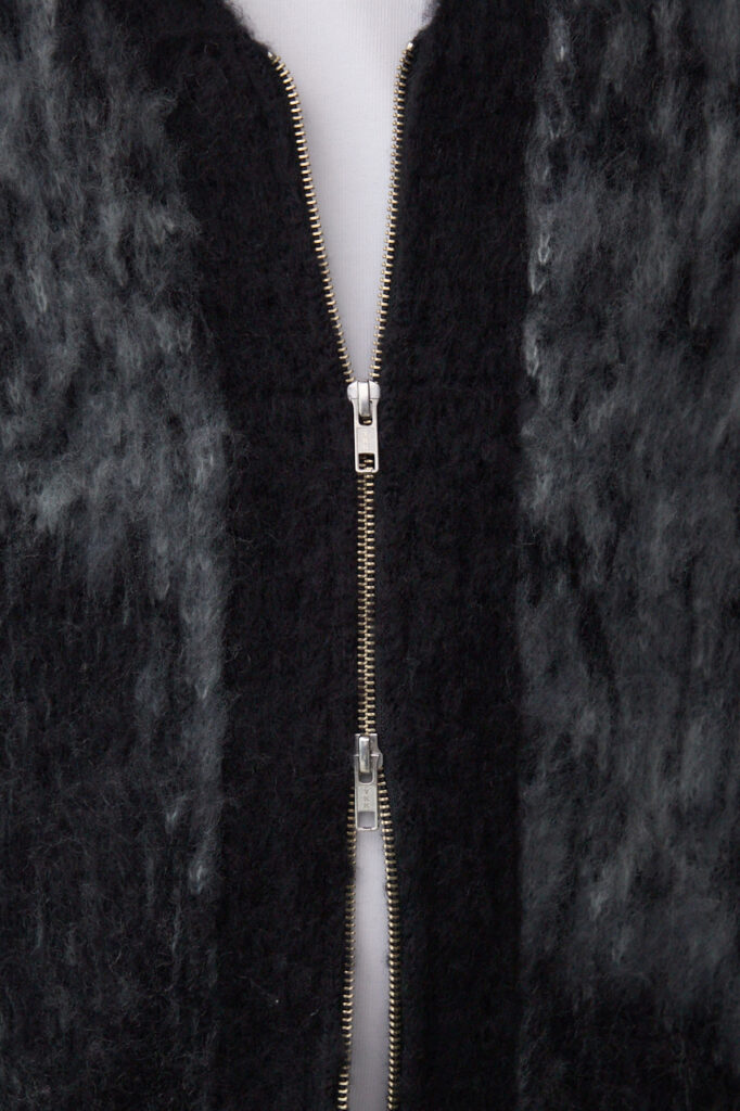 zz-251IAT70-0321_025-11